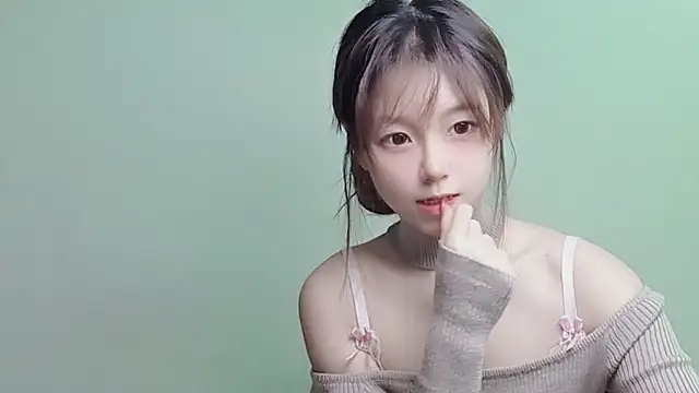 Snapshot of VaerySaenz chatting on 31, 12, 2024 VaerySaenz online show from 31, 12, 2024