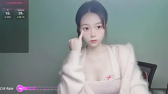 Snapshot of VaerySaenz chatting on 16, 2, 2025 VaerySaenz online show from 16, 2, 2025