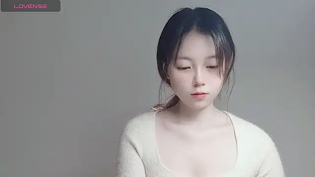 Snapshot of VaerySaenz chatting on 8, 3, 2025 VaerySaenz online show from 8, 3, 2025