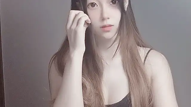 Snapshot of VaerySaenz chatting on 7, 10, 2025 VaerySaenz online show from 7, 10, 2025