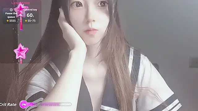 Snapshot of VaerySaenz chatting on 13, 10, 2025 VaerySaenz online show from 13, 10, 2025