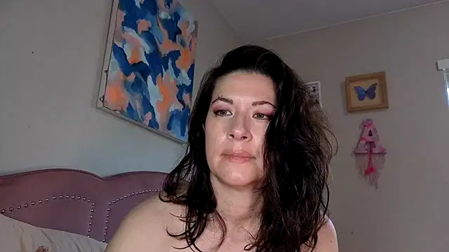 highly inappropriate online show from 30, 4, 2026