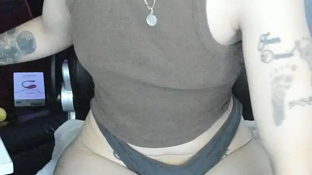 natasha logan  online show from 8, 11, 2025