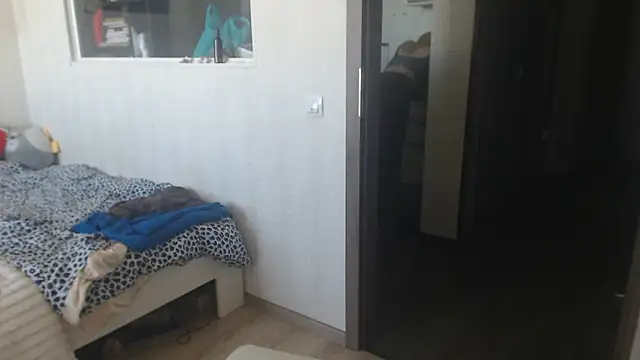 amanda kiss kiss online show from 6, 5, 2026