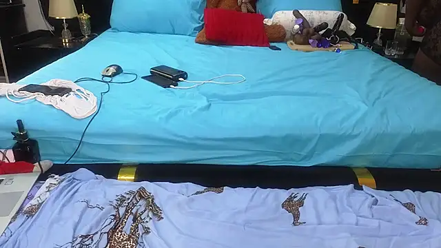 Snapshot of Sexy_sharntel chatting on 9, 3, 2025 Sexy sharntel online show from 9, 3, 2025