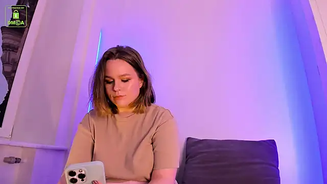 Snapshot of ErikaLust chatting on 23, 10, 2025 ErikaLust online show from 23, 10, 2025