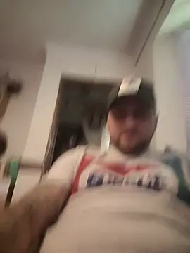 Snapshot of SmallDick___ chatting on 17, 12, 2025 SmallDick online show from 17, 12, 2025