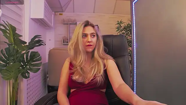 AvaBlue  online show from 4, 2, 2025