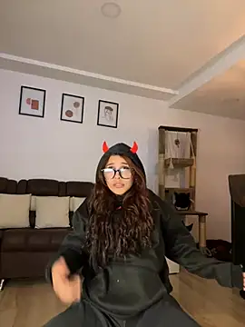 crystal bunny7 online show from 10, 2, 2025