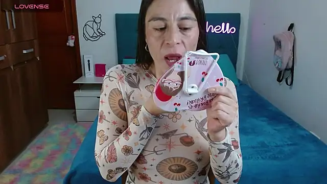 antonella sweet33 online show from 1, 5, 2026