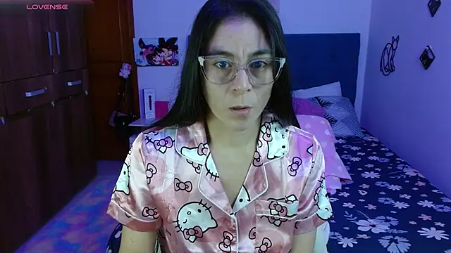 antonella sweet33 online show from 4, 8, 2026