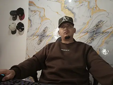 Snapshot of myke_andrade chatting on 14, 2, 2026 myke andrade online show from 14, 2, 2026