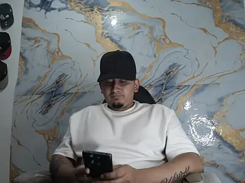 Snapshot of myke_andrade chatting on 19, 3, 2026 myke andrade online show from 19, 3, 2026