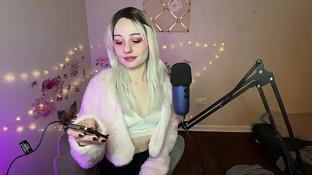 Snapshot of Starr1123 chatting on 4, 2, 2026 Starr1123 online show from 4, 2, 2026