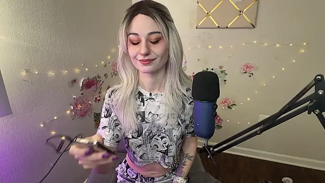 Snapshot of Starr1123 chatting on 27, 2, 2026 Starr1123 online show from 27, 2, 2026