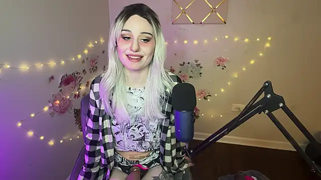 Snapshot of Starr1123 chatting on 6, 3, 2026 Starr1123 online show from 6, 3, 2026