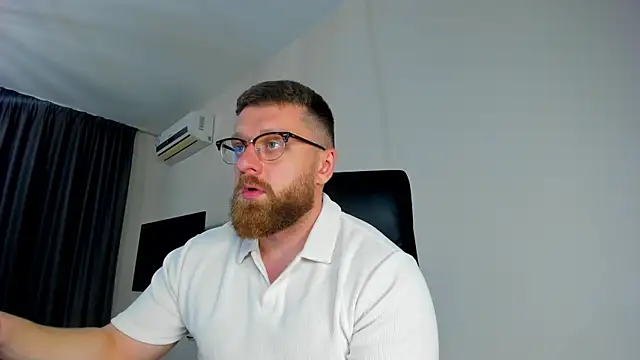 Findom guy online show from 1, 5, 2026