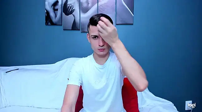 Snapshot of andboyfor6 chatting on 22, 12, 2024 andboyfor6 online show from 22, 12, 2024