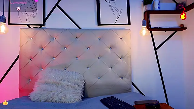 violetasimonz online show from 13, 2, 2026