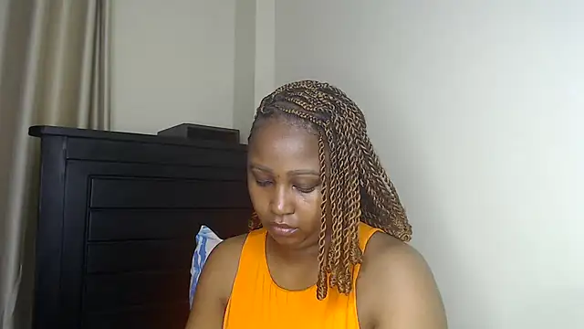 NIKKIE LOVE online show from 7, 5, 2026