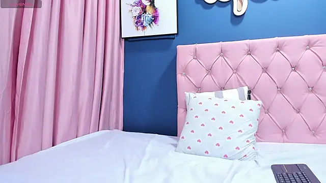 AngelitaWild  online show from 28, 2, 2025