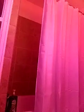 Snapshot of cammyquart chatting on 10, 12, 2024 cammyquart online show from 10, 12, 2024