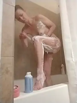 Snapshot of cammyquart chatting on 1, 3, 2025 cammyquart online show from 1, 3, 2025