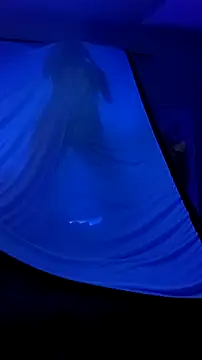 Snapshot of cammyquart chatting on 12, 11, 2025 cammyquart online show from 12, 11, 2025