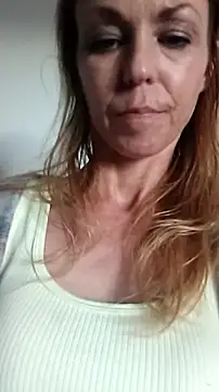 Snapshot of cammyquart chatting on 7, 3, 2026 cammyquart online show from 7, 3, 2026