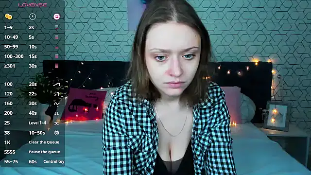 Snapshot of Linda_Bryant chatting on 2, 2, 2025 Linda Bryant online show from 2, 2, 2025