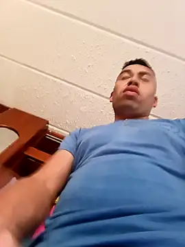 Diego leon27 online show from 18, 3, 2026