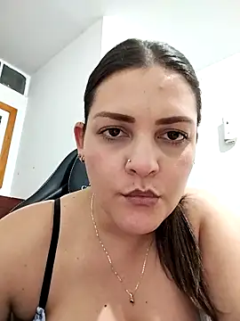 Mia Hampton online show from 31, 1, 2026