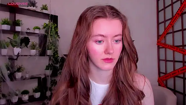 KateCuddle online show from 28, 10, 2025