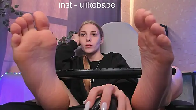 Snapshot of Anna_Fink chatting on 23, 2, 2025 Anna Fink online show from 23, 2, 2025