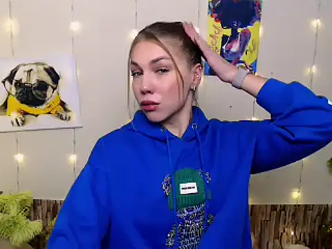 Snapshot of Sport_Tall_Doll chatting on 10, 12, 2024 Sport Tall Doll online show from 10, 12, 2024