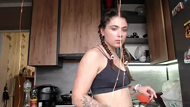 delightful sofi online show from 3, 3, 2026