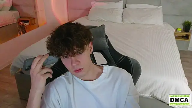 cute thomas online show from 16, 12, 2024