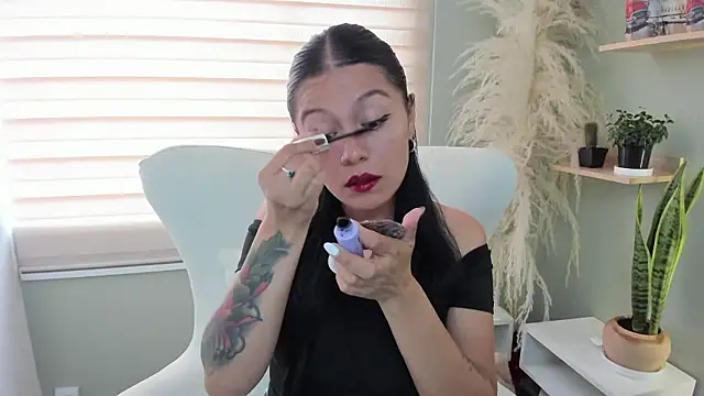 julieta evans  online show from 15, 1, 2026