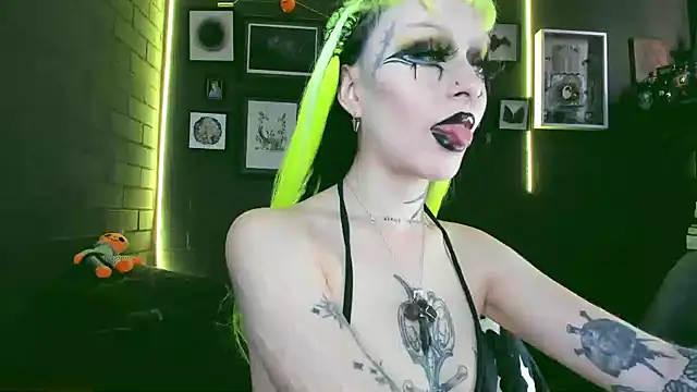 insania 9999  online show from 8, 1, 2025