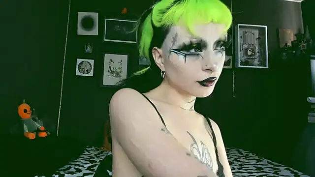 insania 9999  online show from 15, 1, 2025