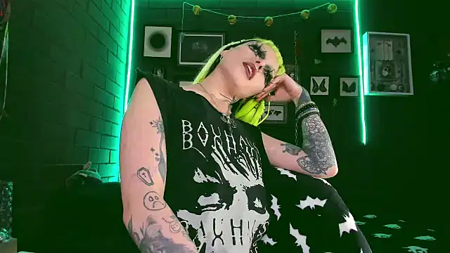 insania 9999  online show from 24, 1, 2025