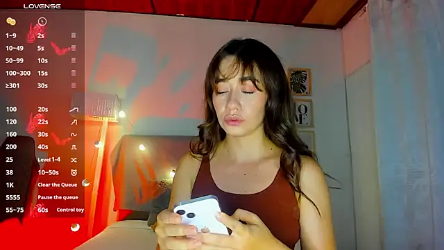 Snapshot of sofimendoza chatting on 8, 2, 2025 sofimendoza online show from 8, 2, 2025