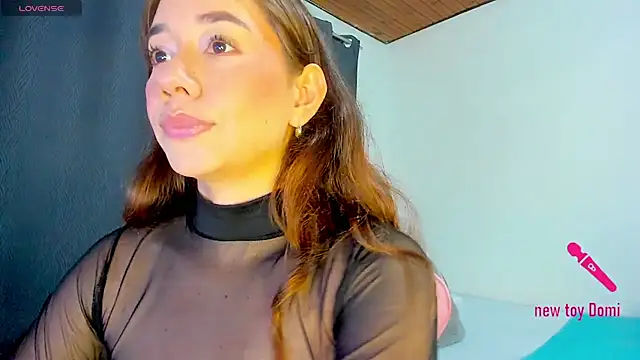 sofimendoza online show from 18, 7, 2026