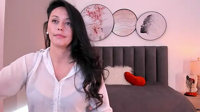 SaharaGarcia   online show from 12, 2, 2026