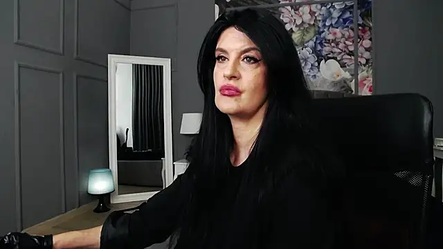 DomMelissaW online show from 4, 12, 2024