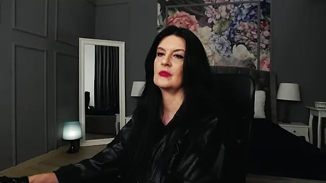 DomMelissaW online show from 22, 2, 2025