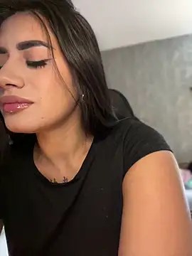 clarachanelricek online show from 2, 12, 2024