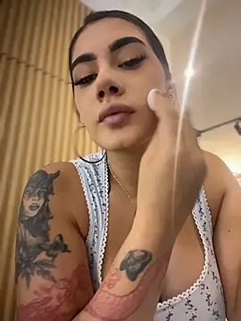 clarachanelricek online show from 27, 10, 2025