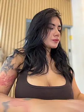 clarachanelricek online show from 13, 12, 2025