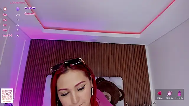 lucy beatifull online show from 29, 7, 2026